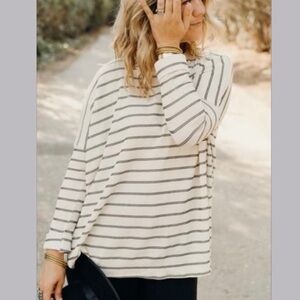 Carly Jean Los Angeles CJLA Evelyn Striped Oversized 3/4 Sleeve Shirt Small